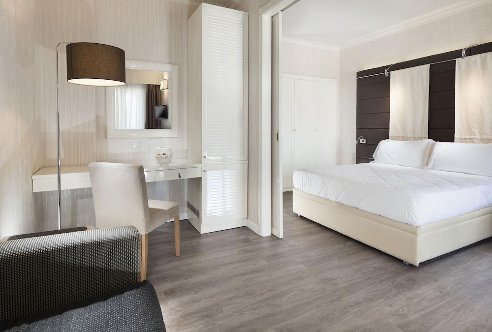 Hotel Corallo Riccione Exterior photo